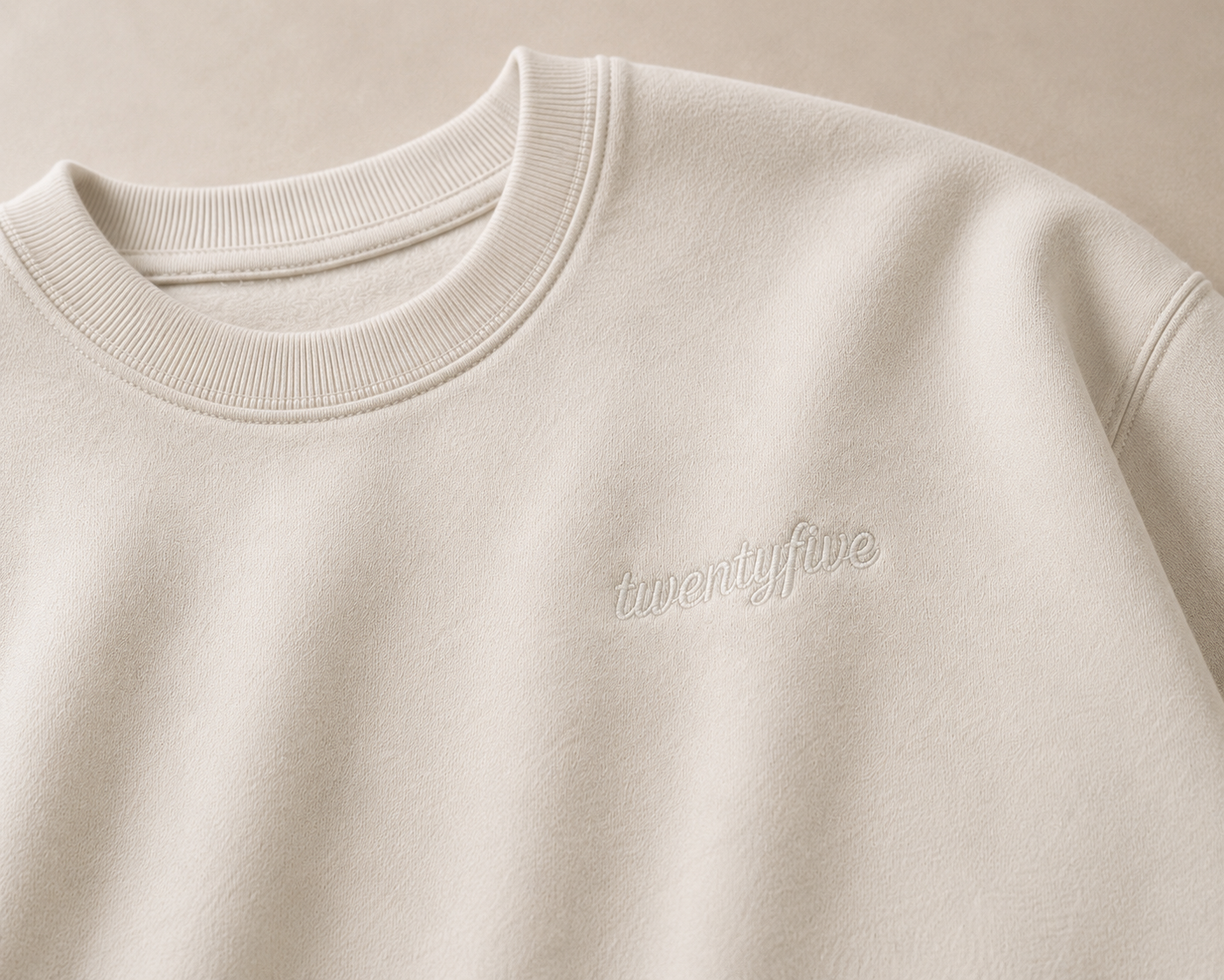 Twentyfive script. Cream.